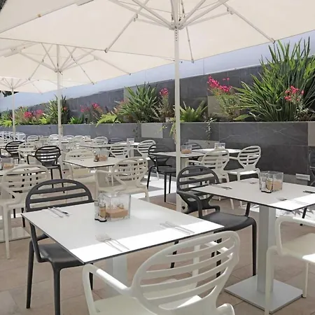 Lm Double Deluxe Con Vistas Laterales Al Mar Y Media Pension, Solo Adultos 아파트 플라야 델 잉글스